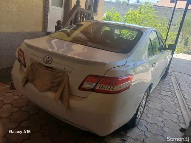 Toyota Camry 2010 · 2.4 AT