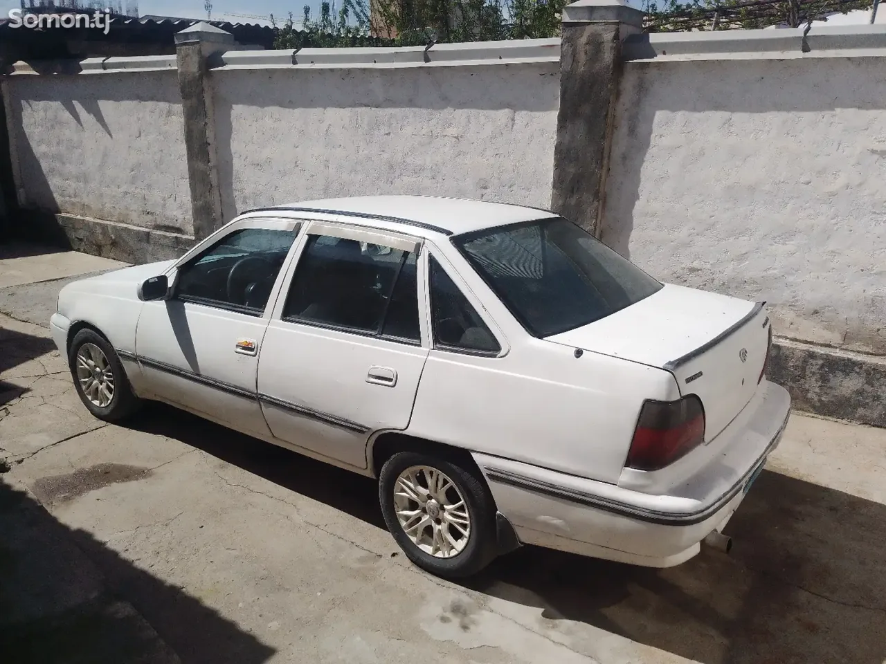 Daewoo Nexia 1996 · 1.6 MT