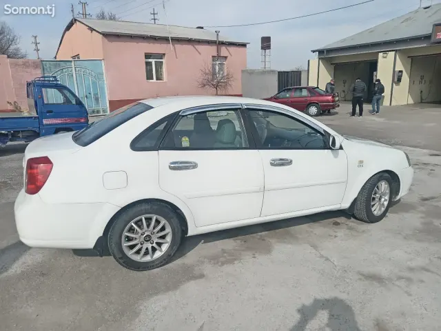 Chevrolet Lacetti 2006 · 1.6 AT