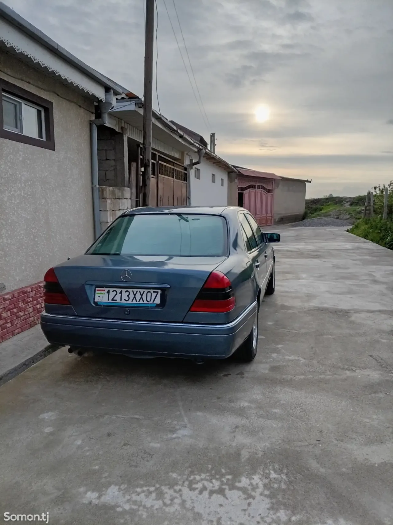 Mercedes-Benz C class 1996 · 2.0 MT