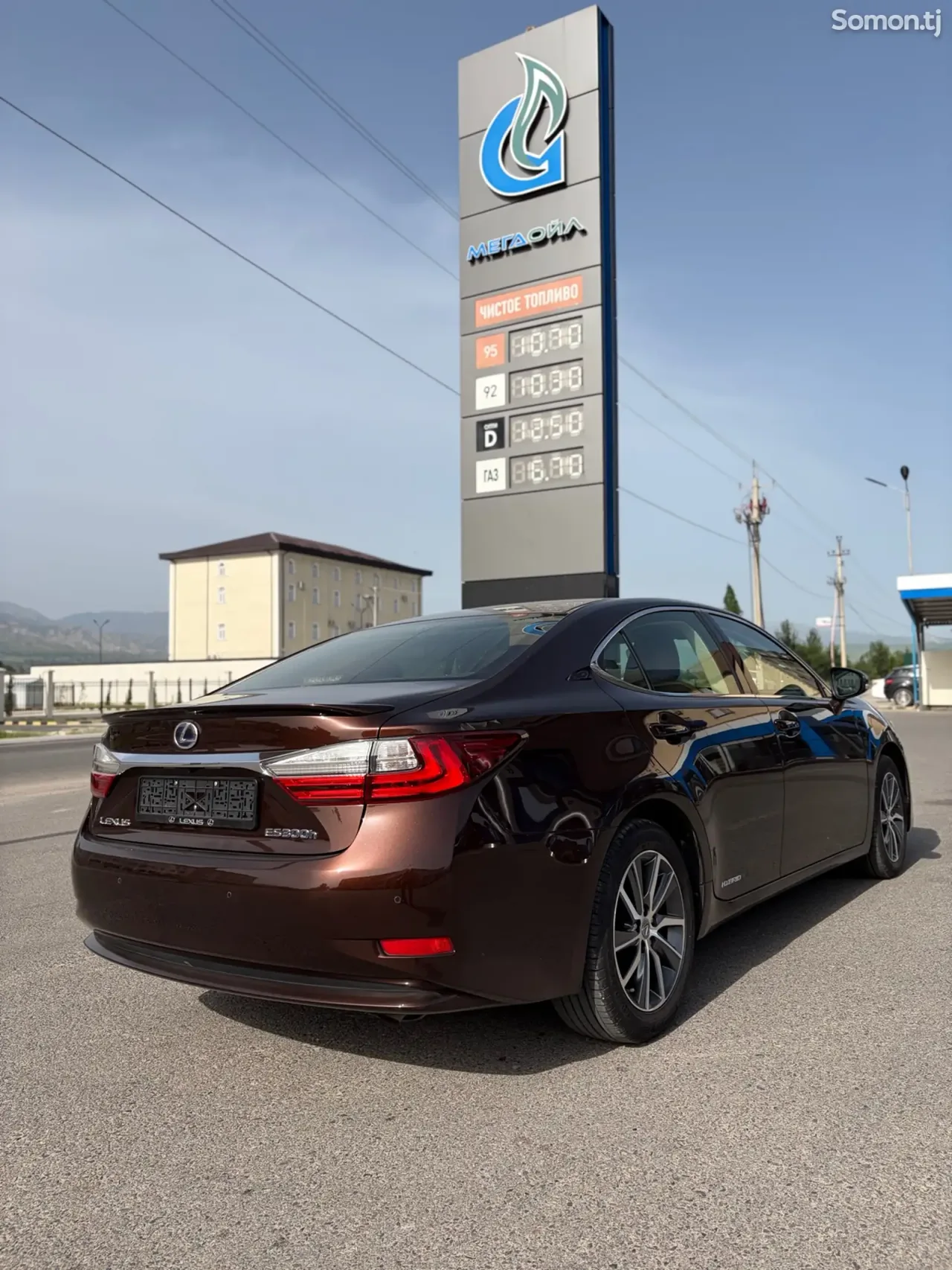 Lexus ES series 2016 · 3.0 AT