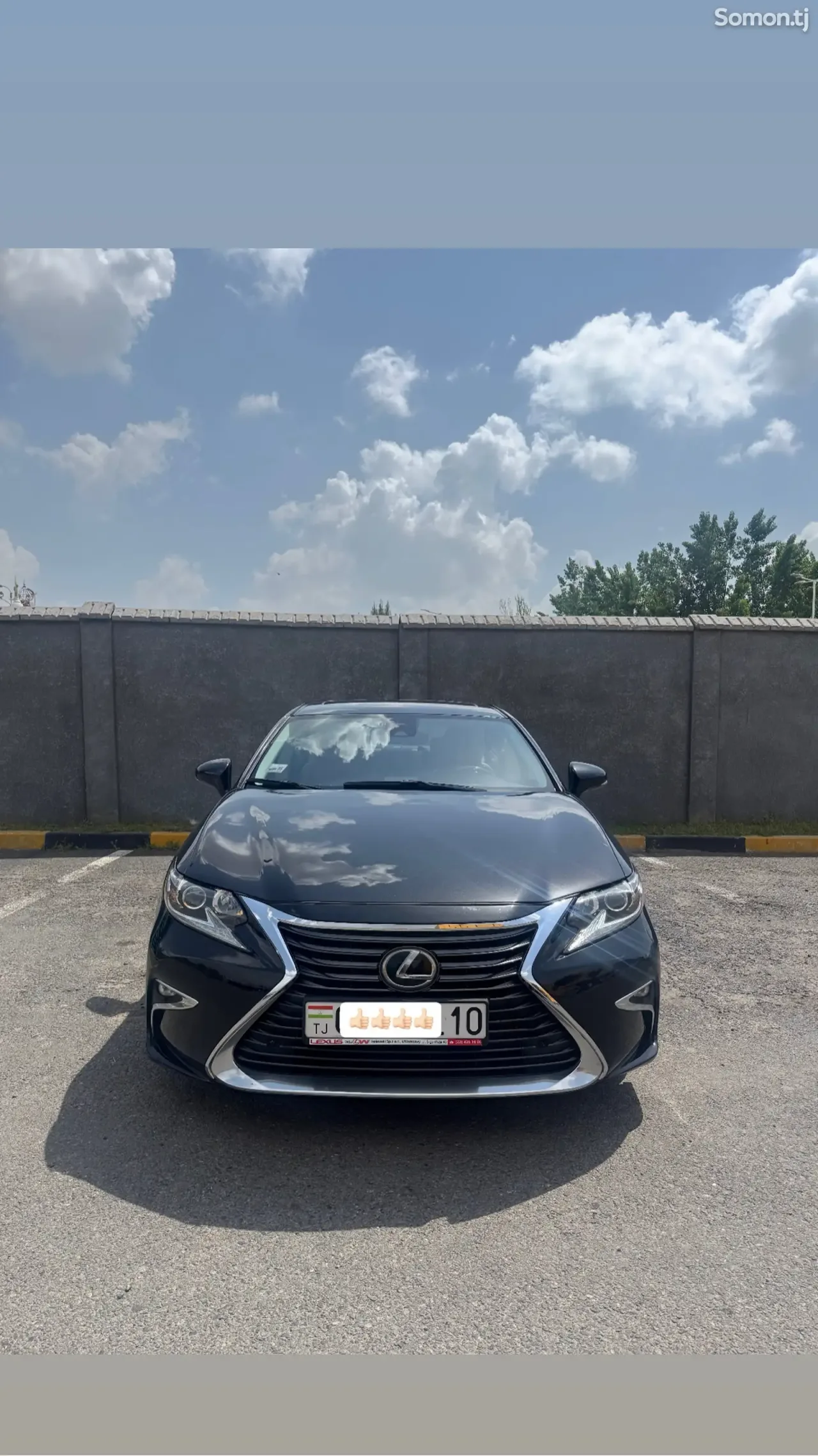 Lexus ES series 2016 · 3.5 AT