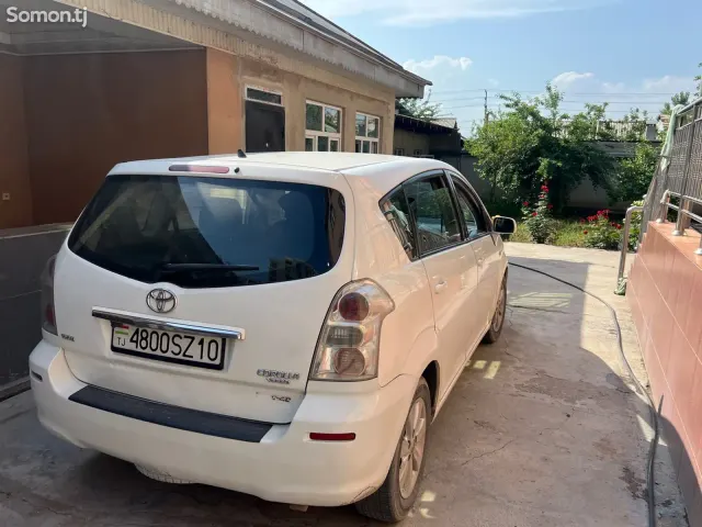 Toyota Verso 2007 · 2.2 MT