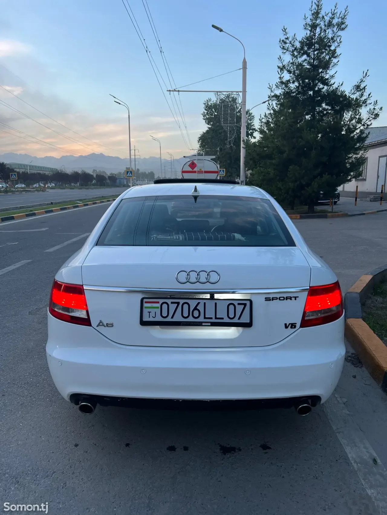 Audi A6 2008 · 2.4 AT