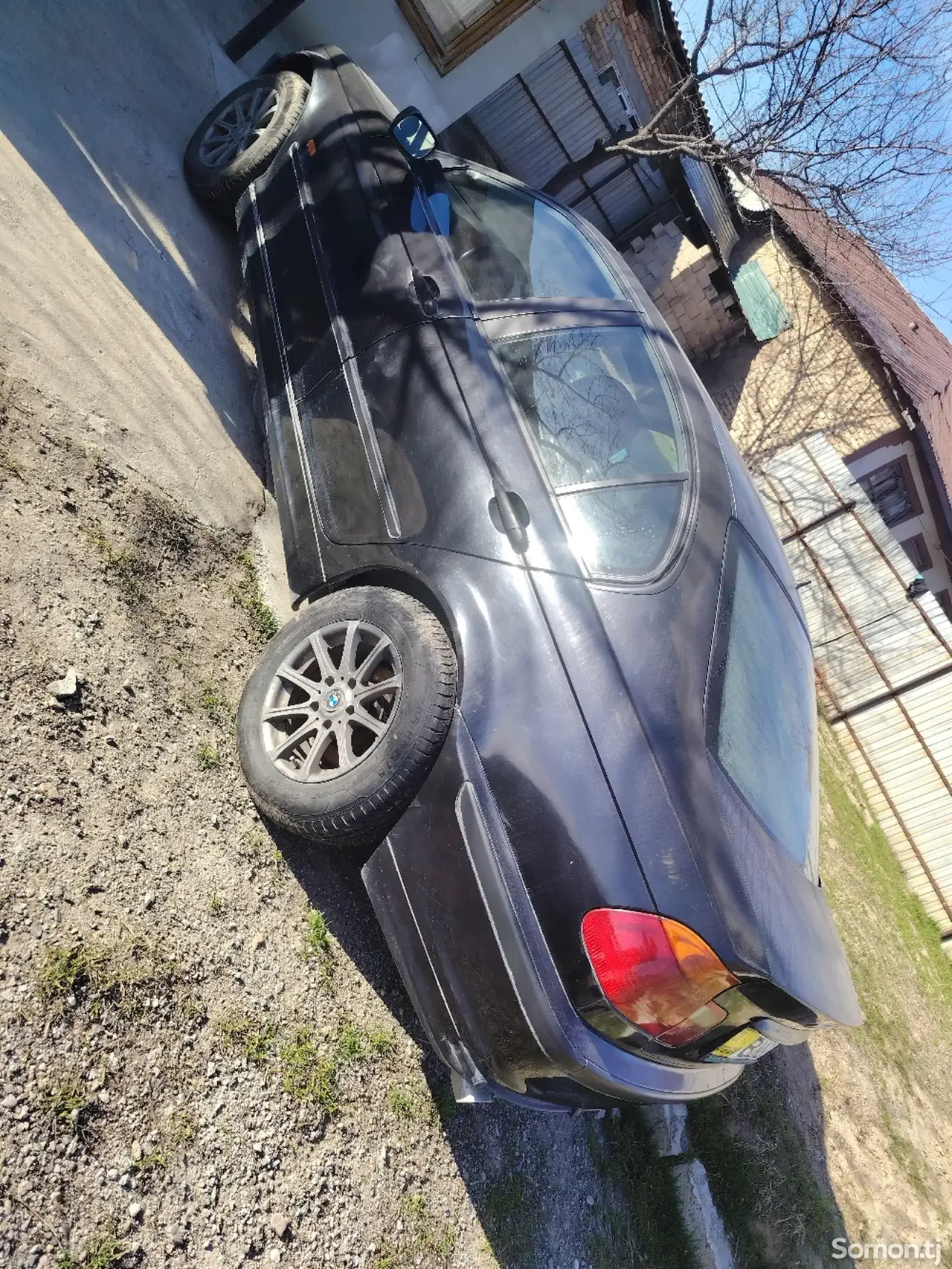 BMW 3 series 2000 · 1.8 MT