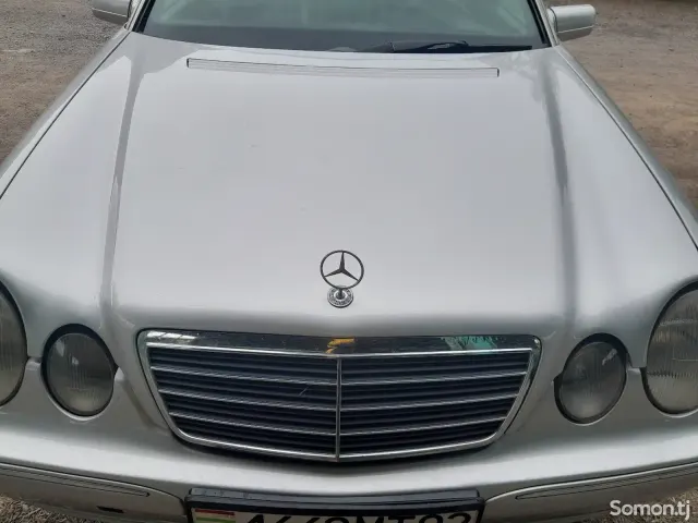 Mercedes-Benz E class 1997 · 2.8 AT
