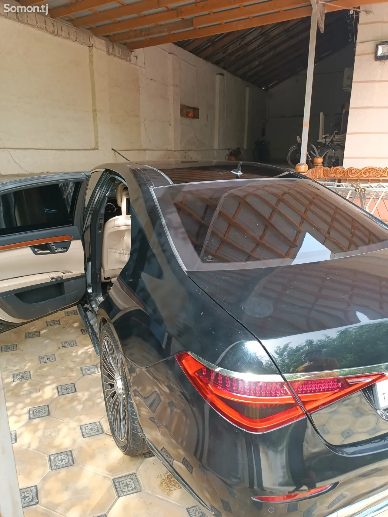 Mercedes-Benz S class 2007 · 5.5 AT