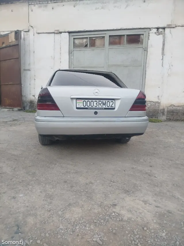 Mercedes-Benz C class 1994 · 1.8 MT