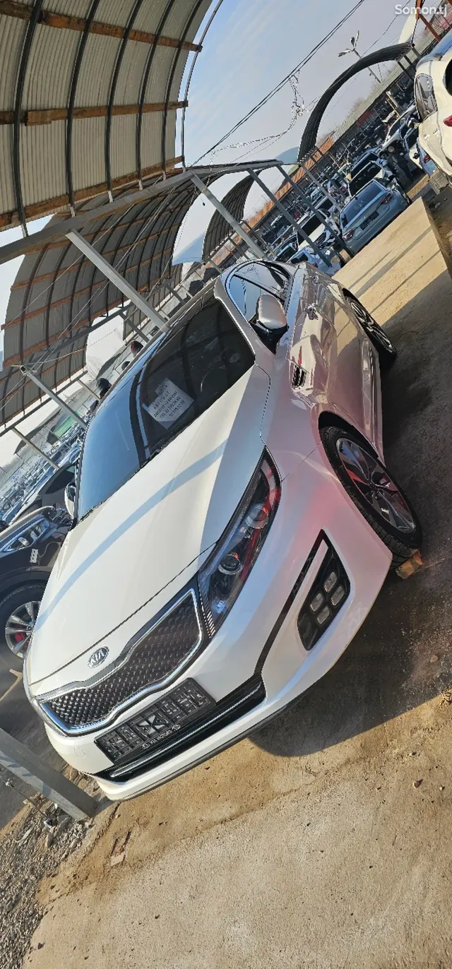 Kia K5 2015 · 2.0 AT