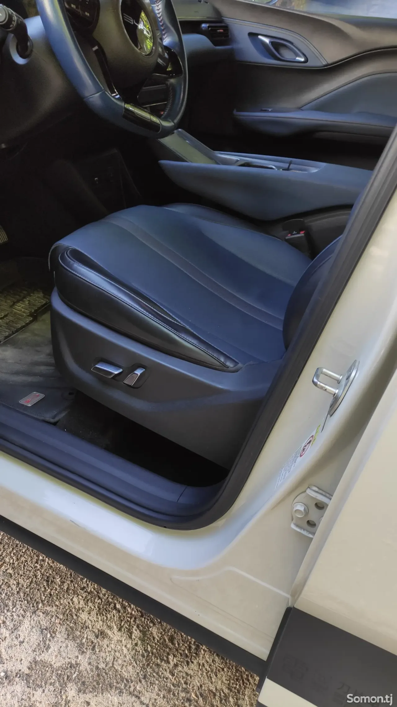 BYD Seagull 2023 · AT