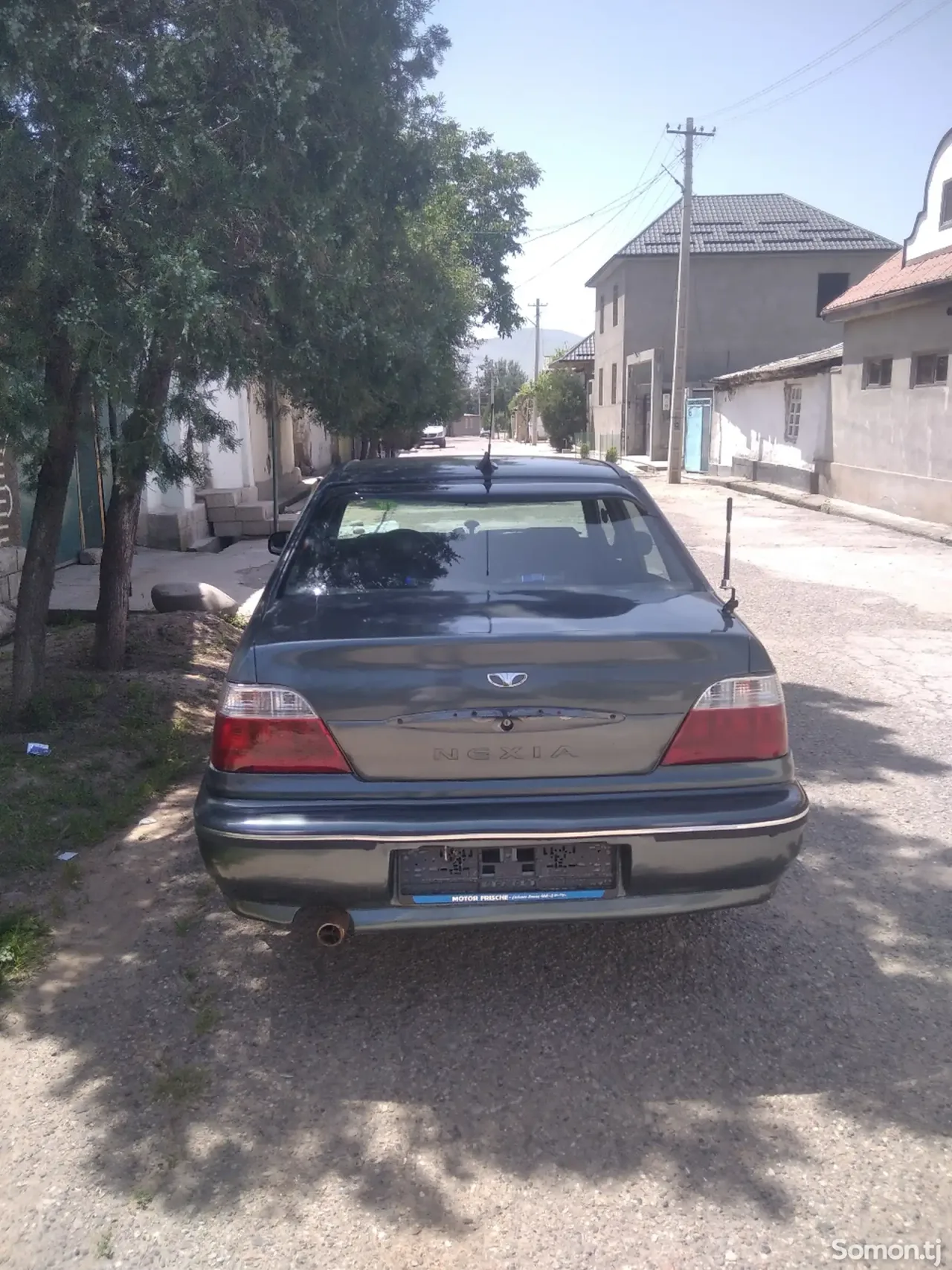 Daewoo Nexia 1995 · 1.6 MT