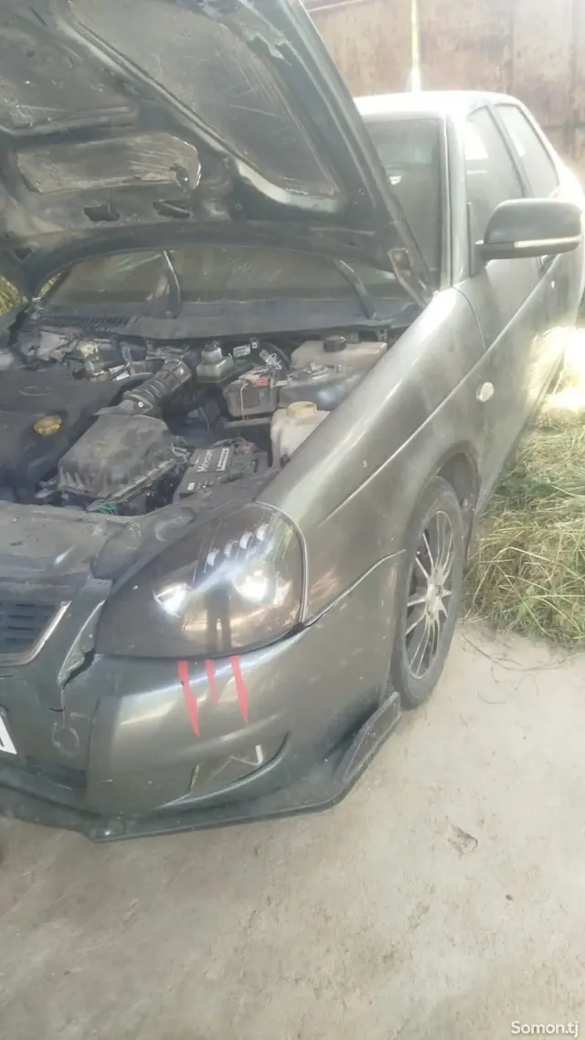 Lada (ВАЗ) Priora 2012 · 1.6 MT