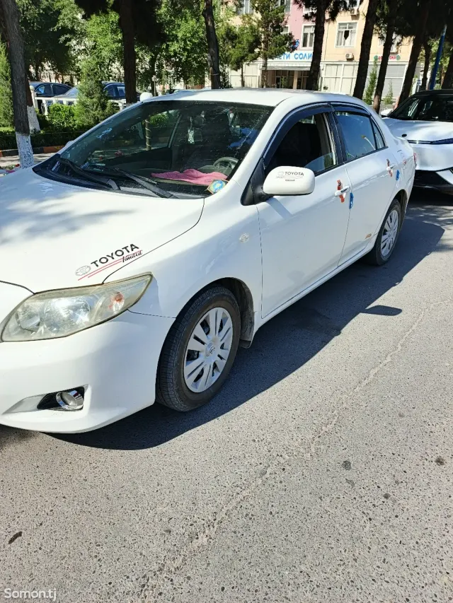 Toyota Alphard 2008 · 1.6 MT