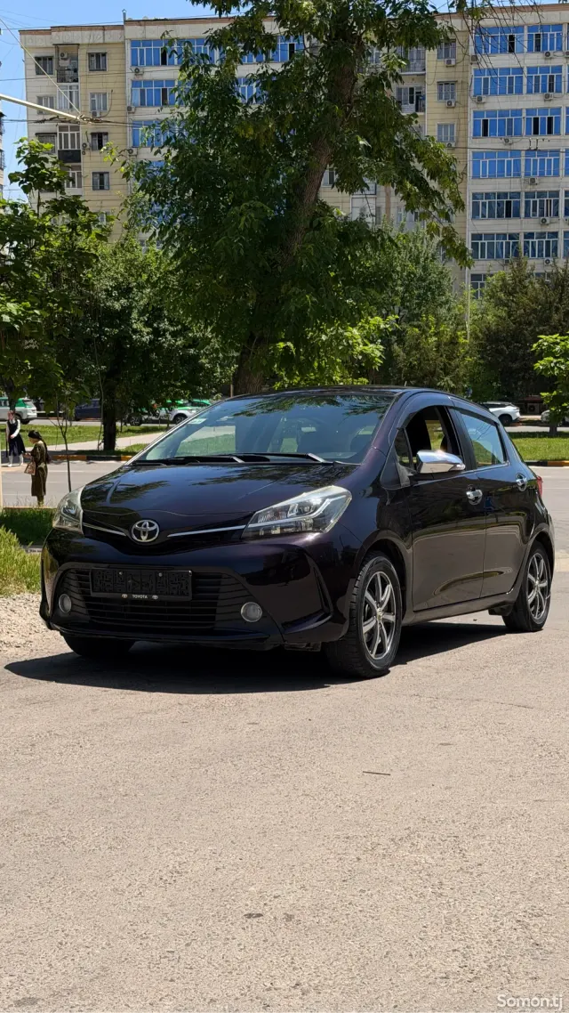 Toyota Vitz 2014 · AT