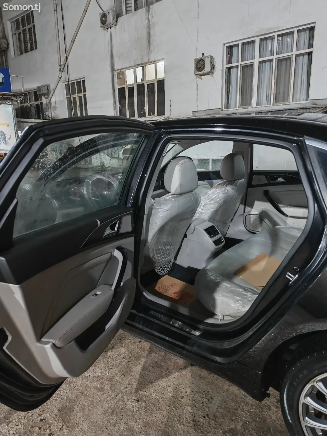 Zotye T700 2016 · AT