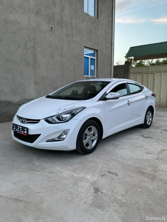 Hyundai Avante 2014 · 1.6 AT