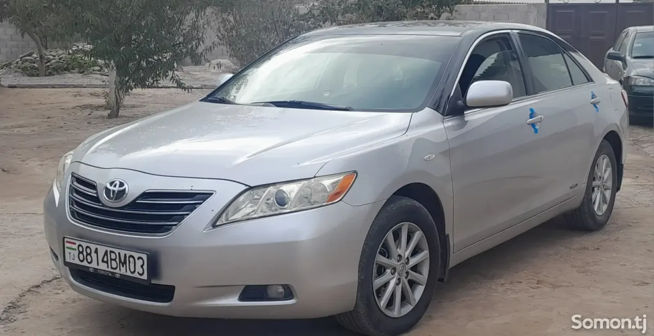 Toyota Camry 2008 · 2.4 AT