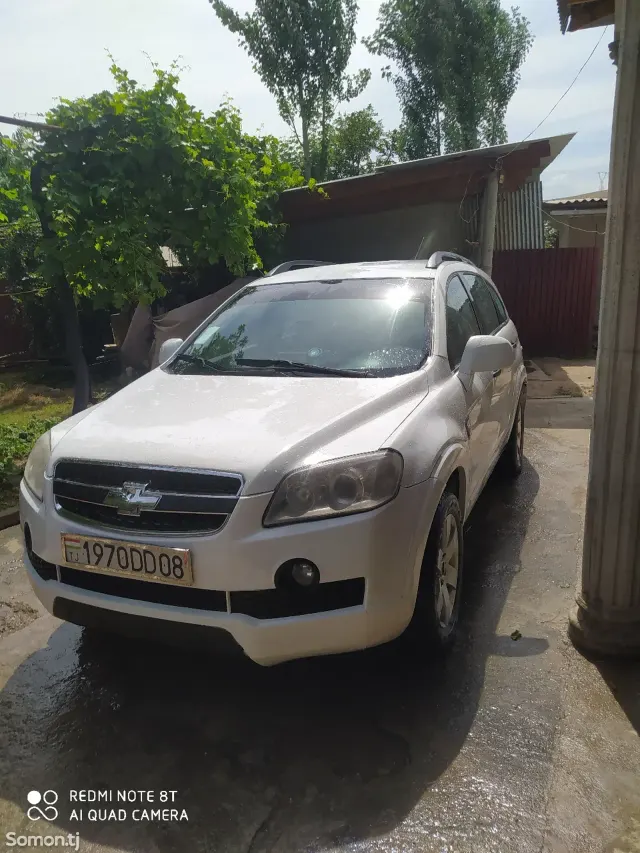 Chevrolet Captiva 2008 · 2.0 MT