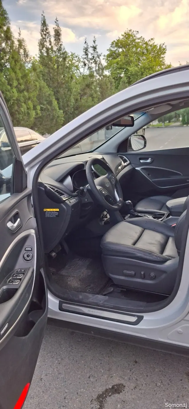 Hyundai Santa Fe 2014 · 2.0 AT