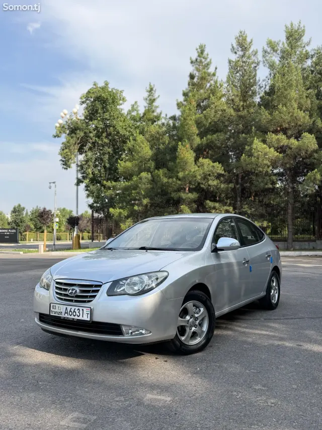 Hyundai Avante 2010 · 1.6 AT
