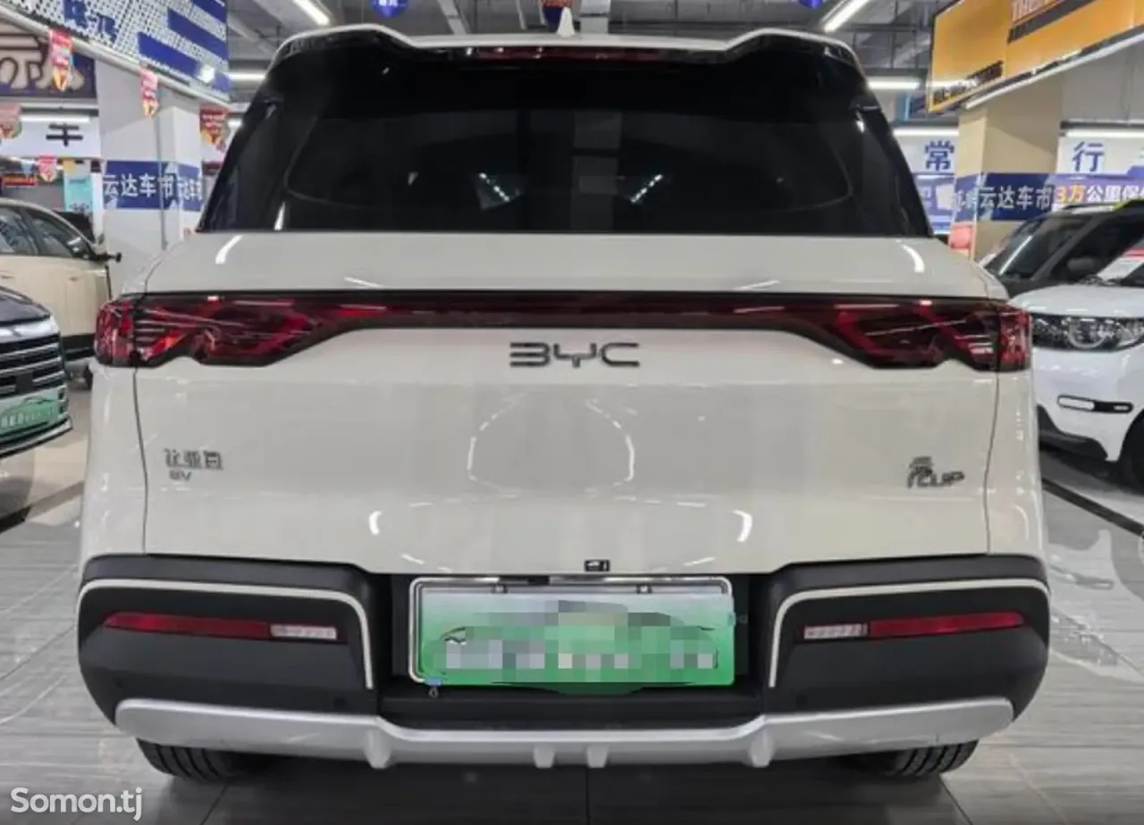 BYD Yuan Up 2026 · AT
