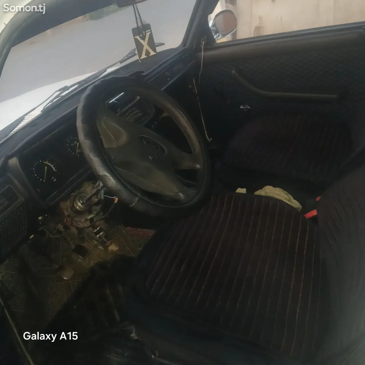 Lada (ВАЗ) 2107 2004 · 1.5 MT