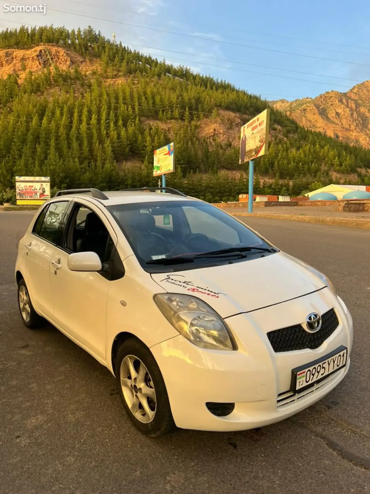 Toyota Vitz 2008 · 1.3 AT