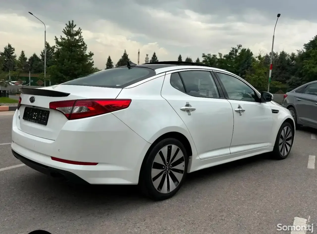 Kia K5 2013 · 2.0 AT