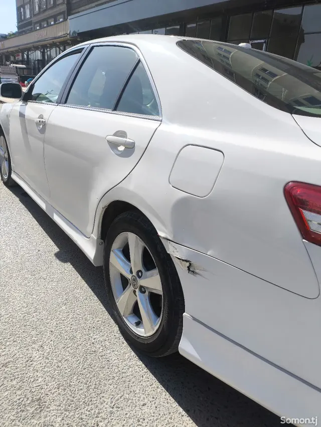 Toyota Camry 2011 · 3.5 AT