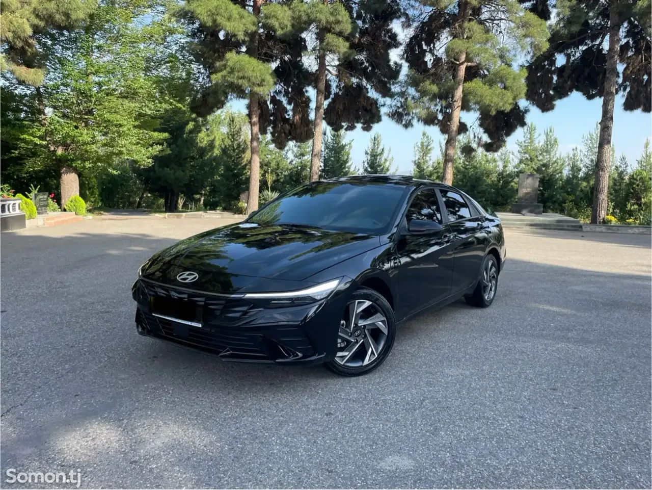 Hyundai Elantra 2024 · 2.0 AT