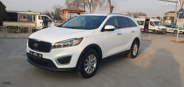 Kia Sorento 2017 · 2.4 AT