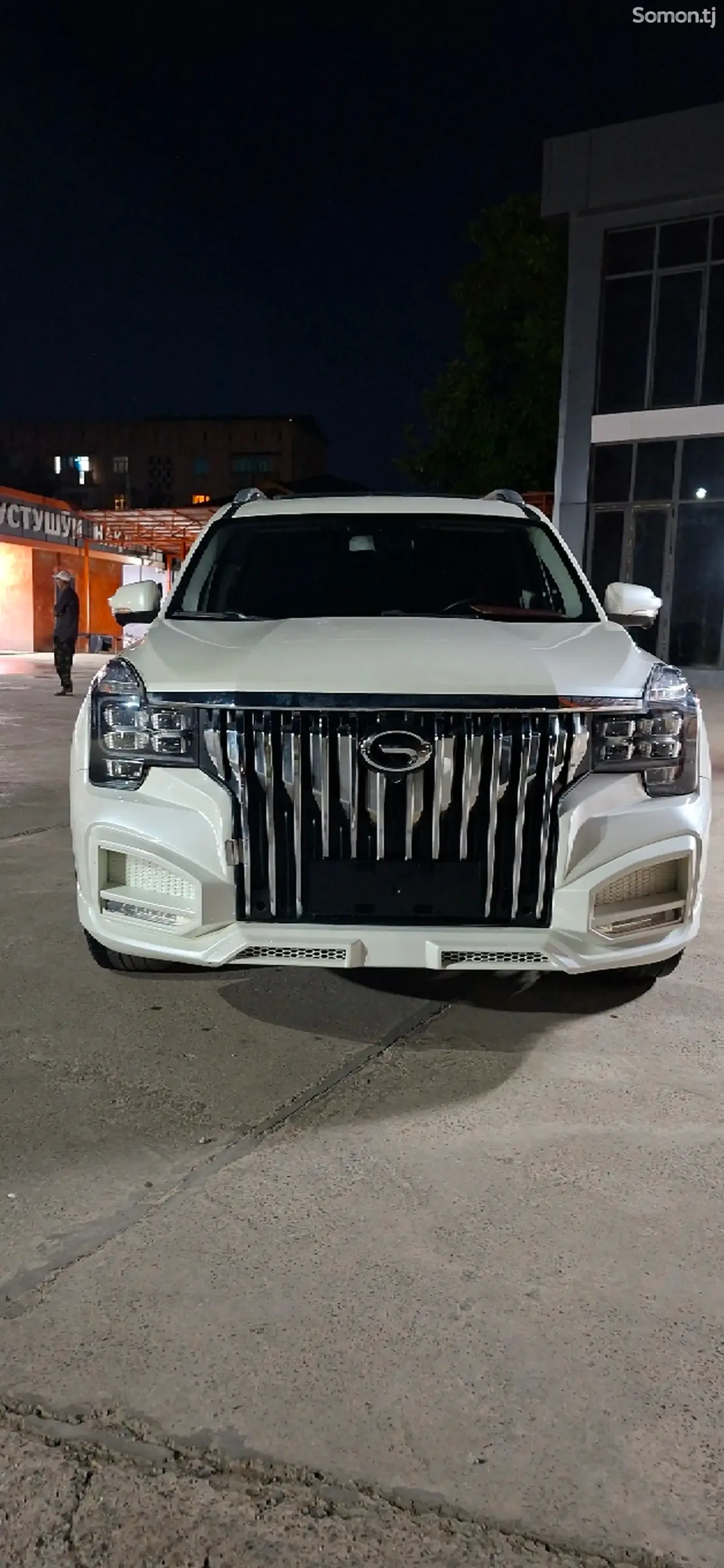 GAC Trumpchi GS8 2018 · 2.0 AT