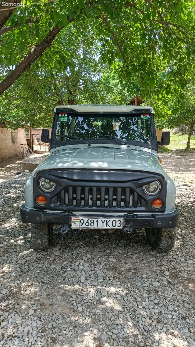УАЗ Hunter 2005 · 1.6 MT