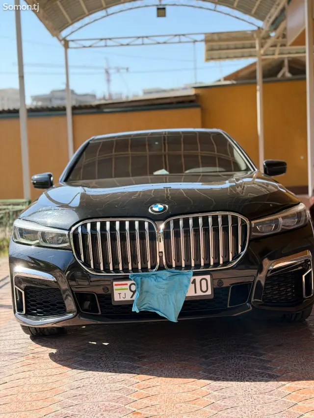 BMW 7 series 2017 · 3.0 AT