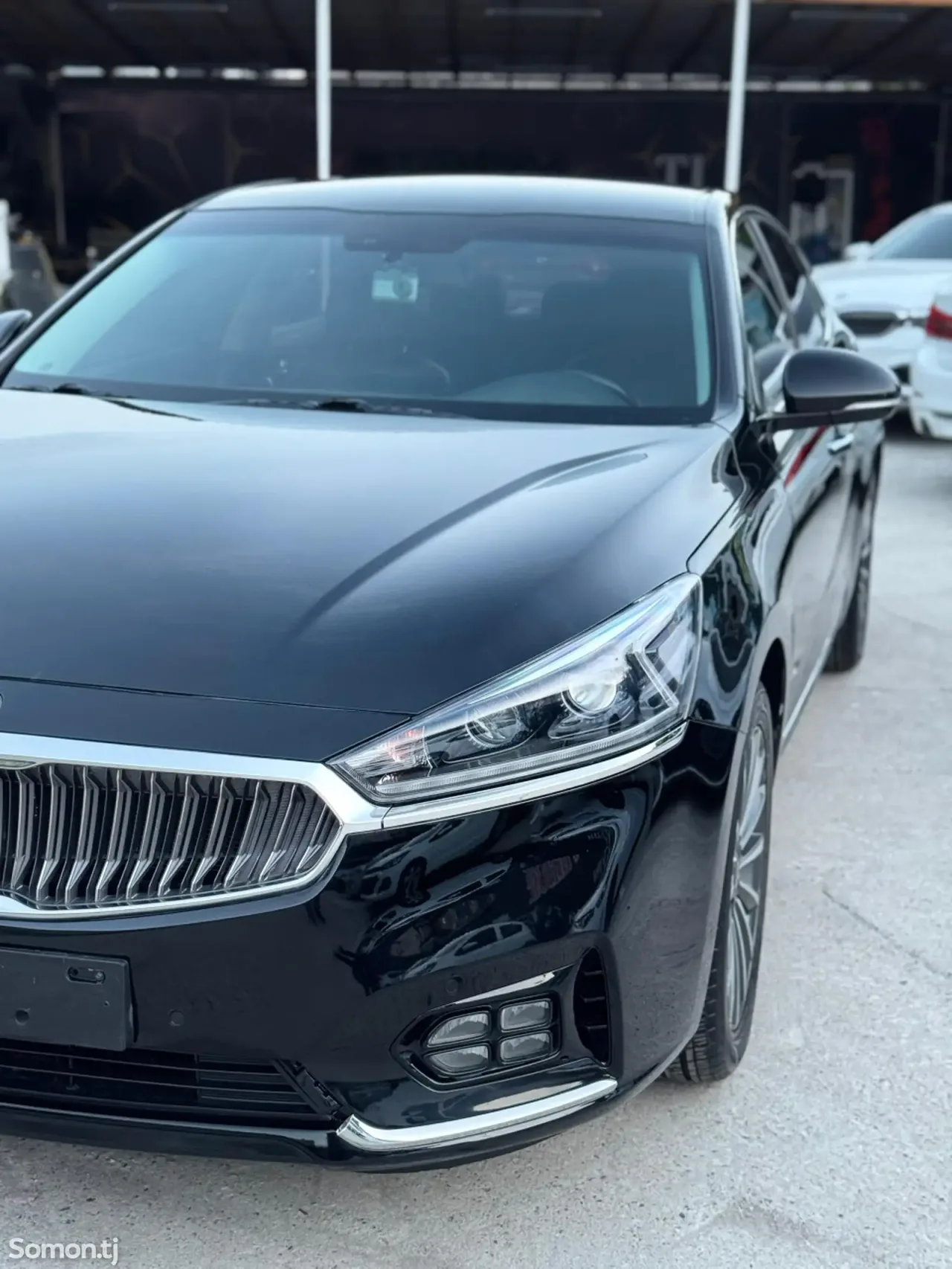 Kia K7 2016 · 2.4 AT