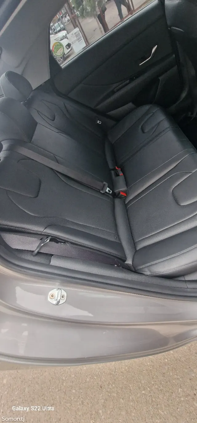 Hyundai Avante 2021 · 1.6 AT