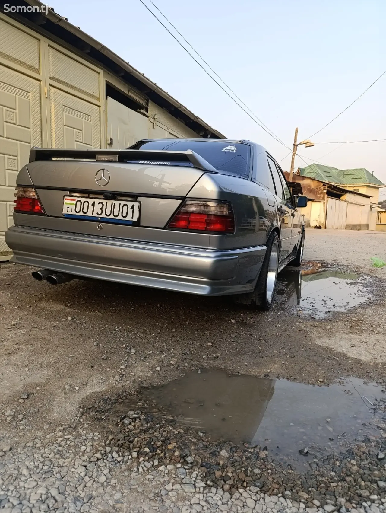 Mercedes-Benz W124 1992 · 5.5 AT