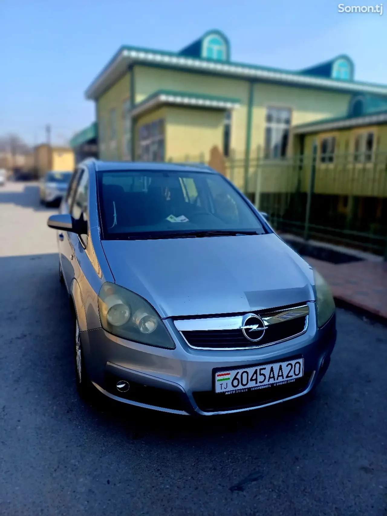 Opel Zafira 2007 · 1.6 MT