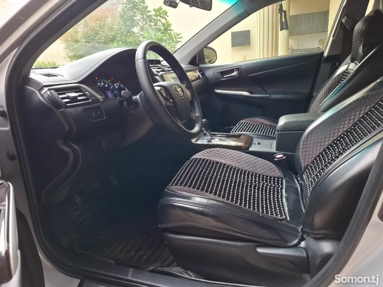 Toyota Camry 2014 · 2.5 AT