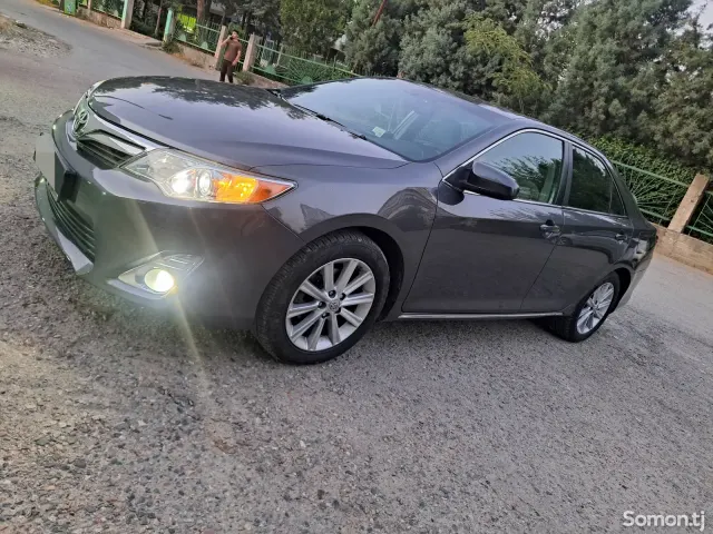 Toyota Camry 2013 · 2.5 AT