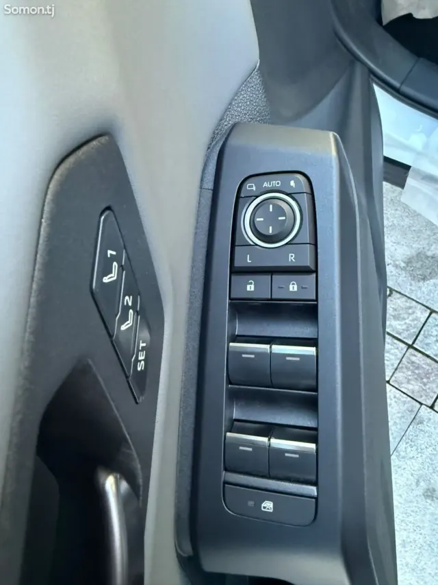 Toyota RAV 4 2026 · 2.5 AT