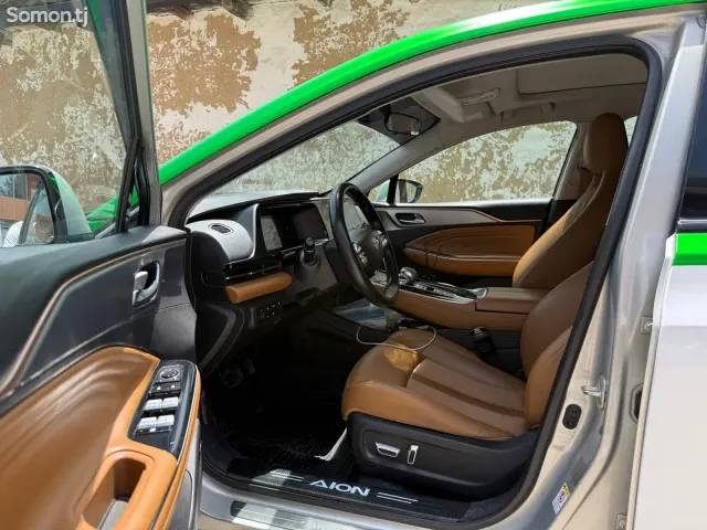GAC Aion S 2020 · AT