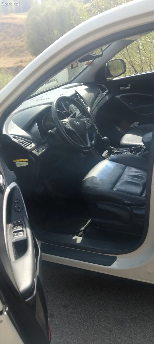 Hyundai Santa Fe 2015 · 2.0 AT