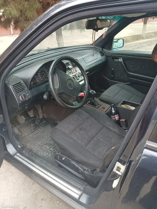 Mercedes-Benz C class 1997 · 1.8 MT
