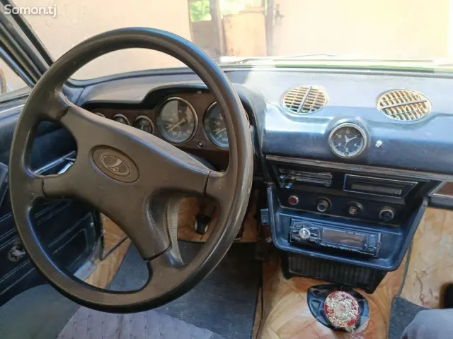 Lada (ВАЗ) 2106 1987 · 1.1 MT