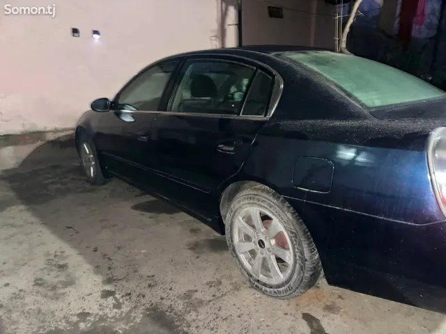 Nissan Altima 2005 · 2.5 AT