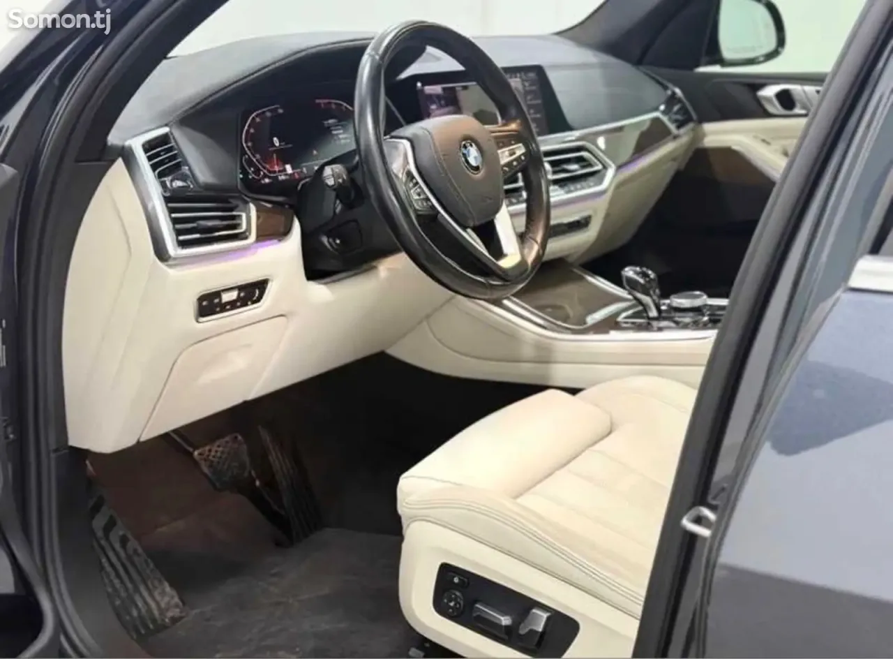 BMW X5 2020 · 4.0 AT