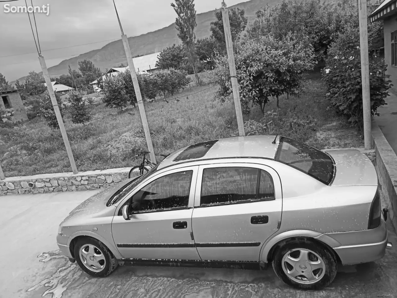 Opel Astra G 1999 · 1.6 MT