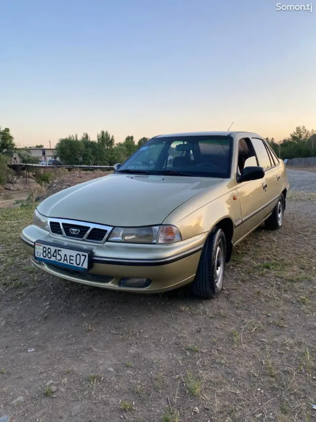 Daewoo Nexia 2005 · 1.6 MT