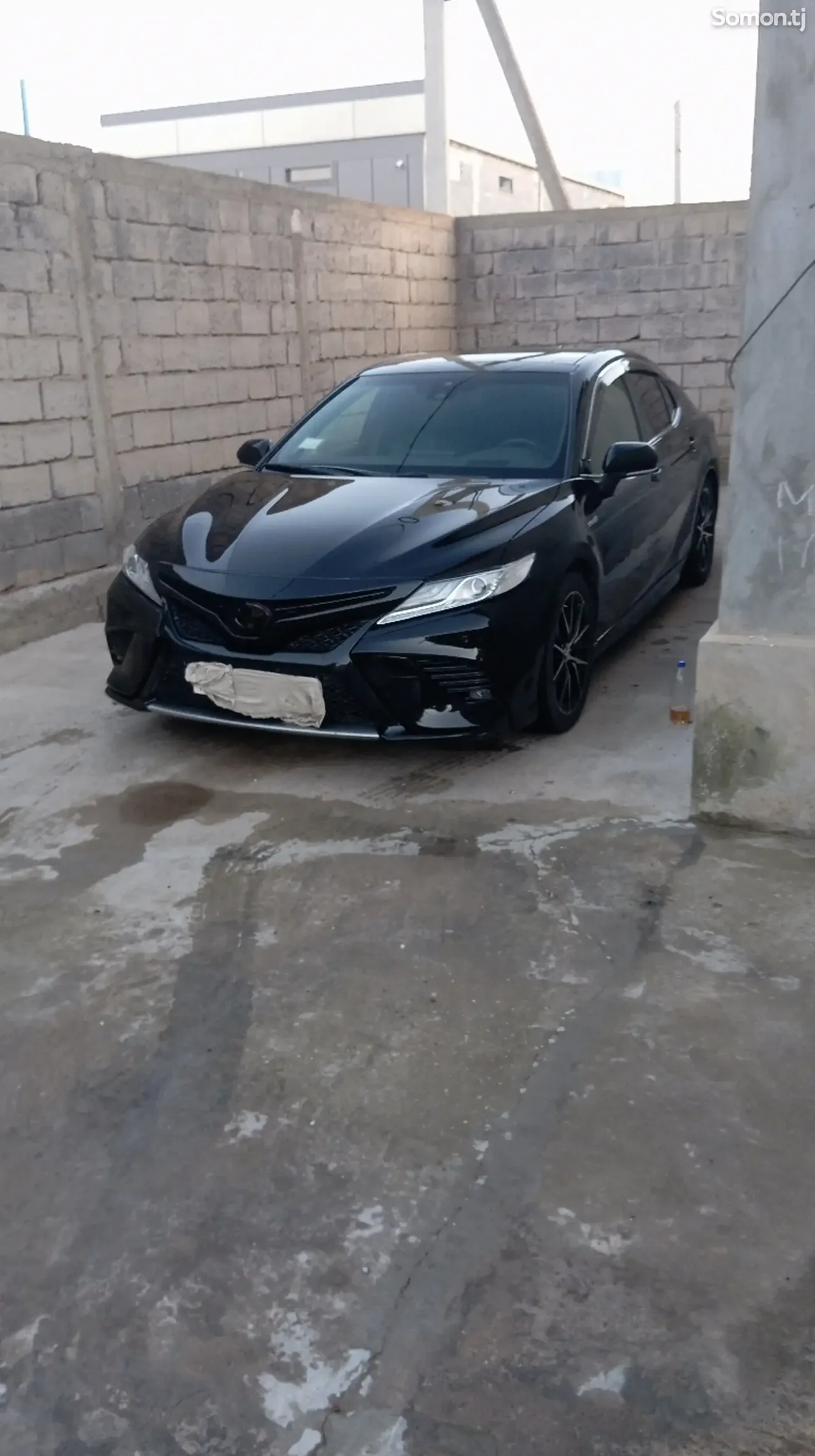 Toyota Camry 2018 · 2.5 AT